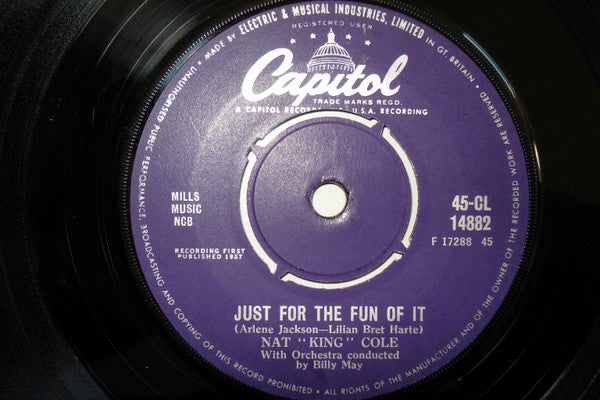 Nat King Cole : Looking Back / Just For The Fun Of It (7", Single)
