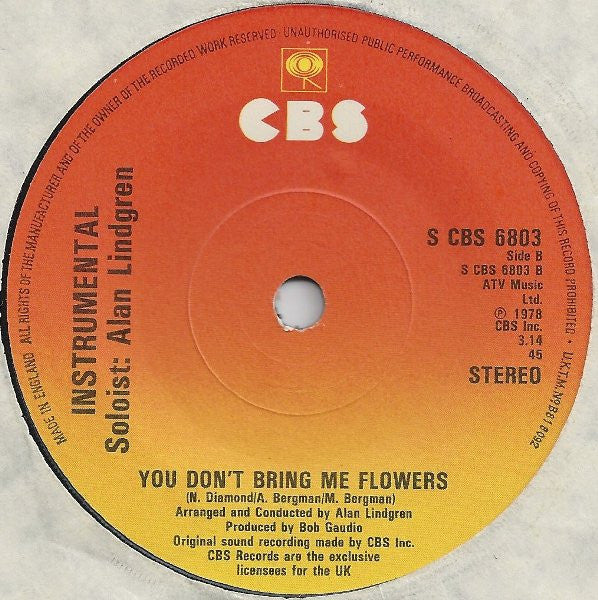 Barbra Streisand & Neil Diamond : You Don't Bring Me Flowers (7", Single, Sol)