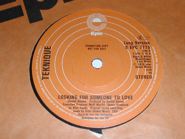 Technique (7) : Looking For Someone To Love (7", Promo)