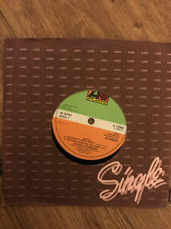 Spinners : Medley: Yesterday Once More / Nothing Remains The Same (7")