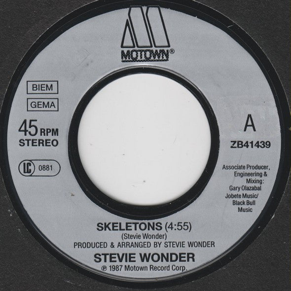 Stevie Wonder : Skeletons (7", Single)
