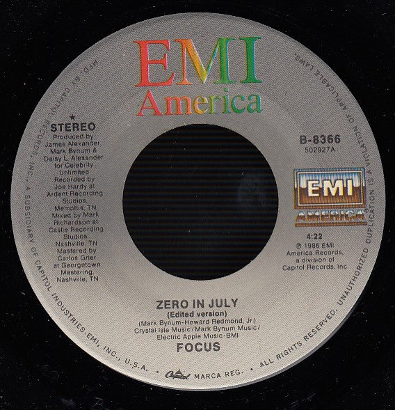 Focus (8) : Zero In July (7", Single)