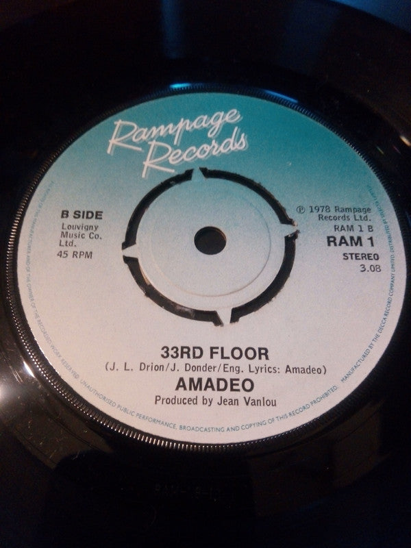 Amadeo : Moving Like A Superstar (7", Single)