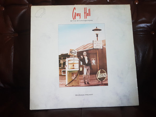 Gary Hall & The Stormkeepers : Garage Heart (LP)