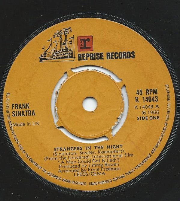 Frank Sinatra : Strangers In The Night (7", Single, RE, Pus)