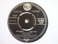 Paul Anka : Eso Beso (That Kiss) / Give Me Back My Heart (7", Single)