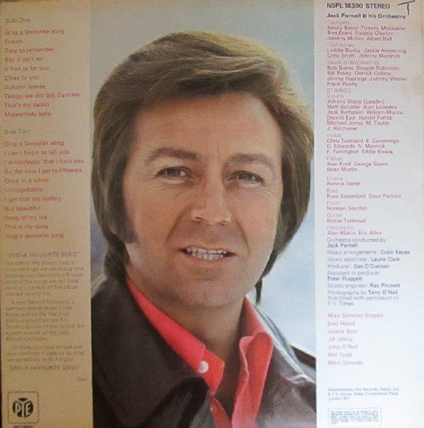 Des O'Connor : Des O'connor Sing A Favourite Song (LP, Comp)
