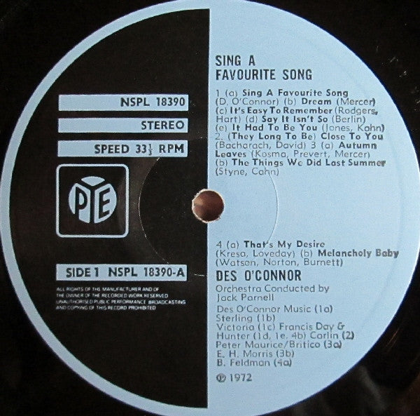 Des O'Connor : Des O'connor Sing A Favourite Song (LP, Comp)