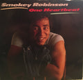 Smokey Robinson : One Heartbeat (7", Single)