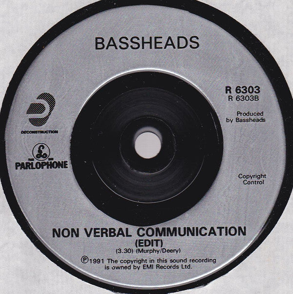 Bassheads : Is There Anybody Out There? (7", Single)