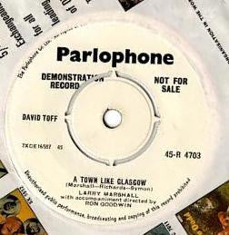 Larry Marshall (4) : A Town Like Glasgow (7", Single, Promo)