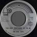 Box Tops : You Keep Tightening Up On Me (7", Single)