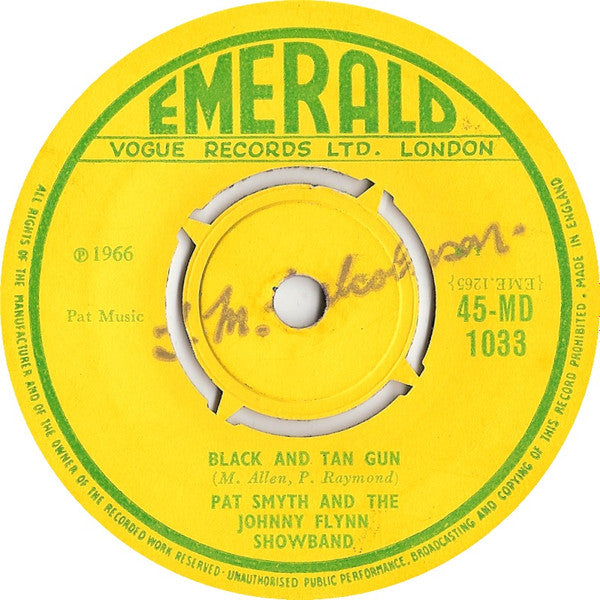 Pat Smyth And The Johnny Flynn Showband : Black And Tan Gun (7", Single)