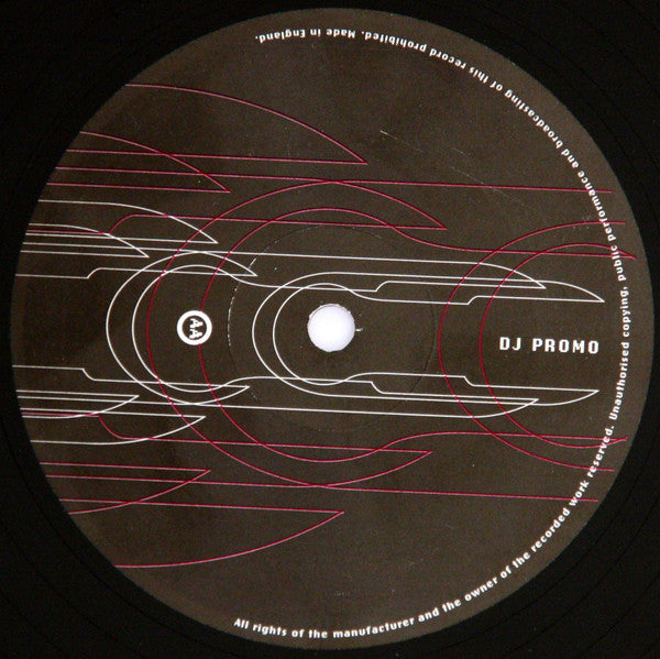 Brutal Bill Presents Saundra Marquez : Survive (12", Promo)