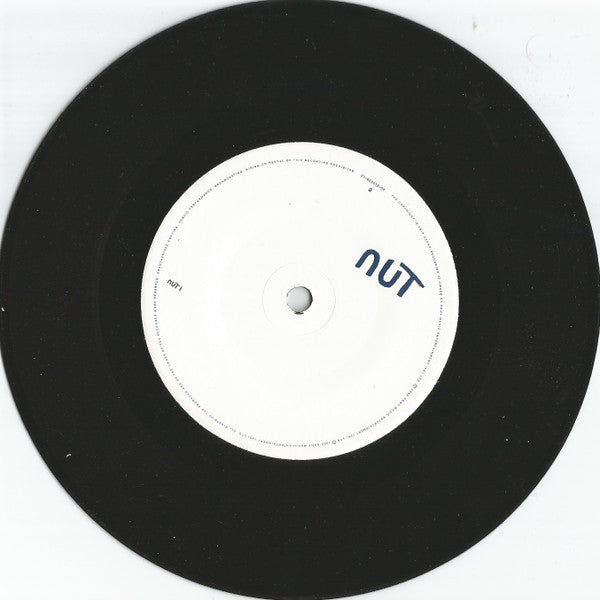 Nut (3) : Scream (7", Num)